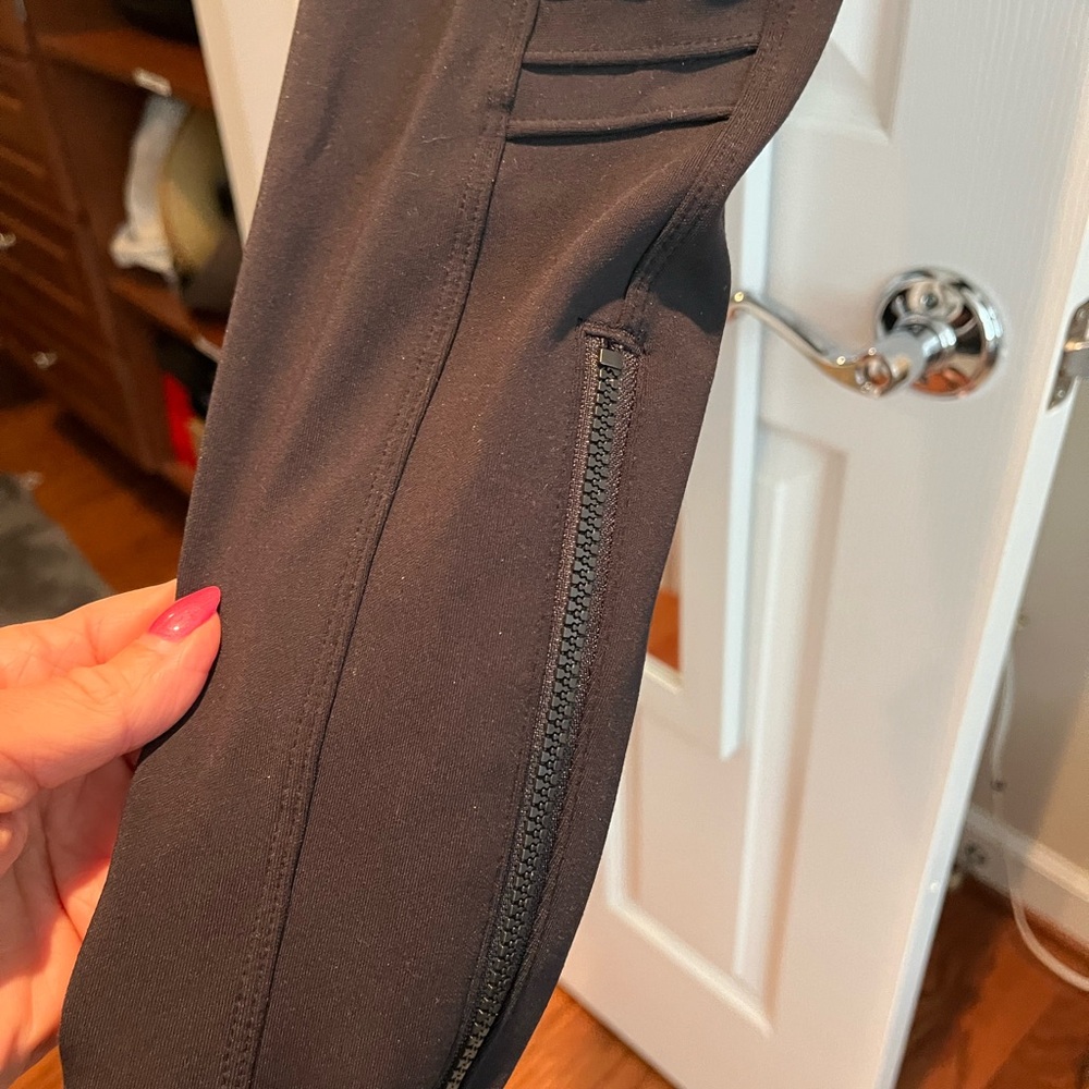Athleta Delancey Moto Tight size small - Picture 7 of 10